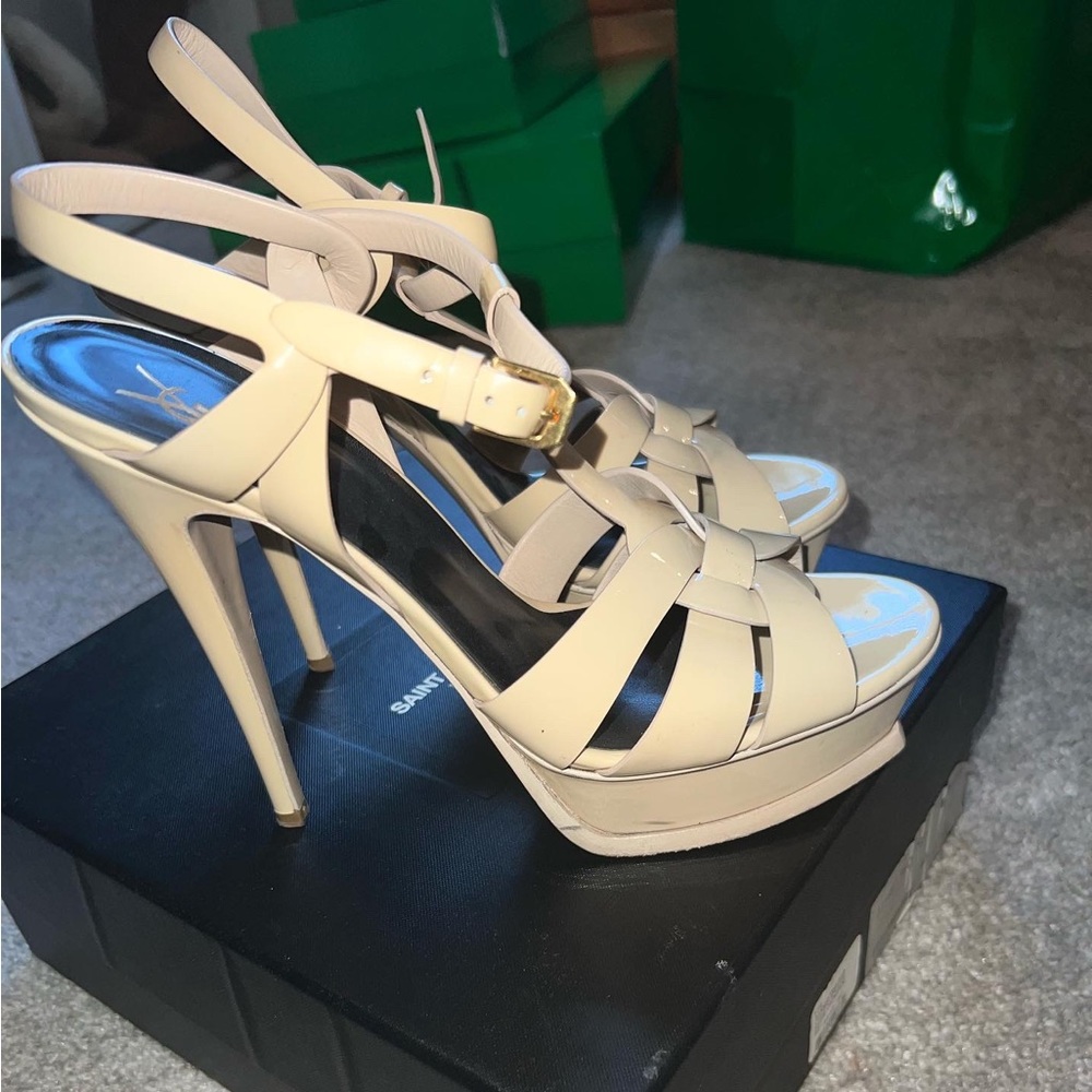 Saint Laurent Tribute Sandals || worn once || size 40 || small spot on side